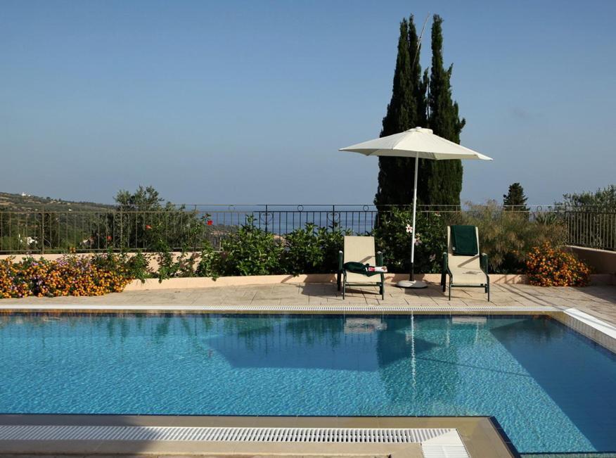 Provenzo And Meliti Villas 로우드하타 외부 사진
