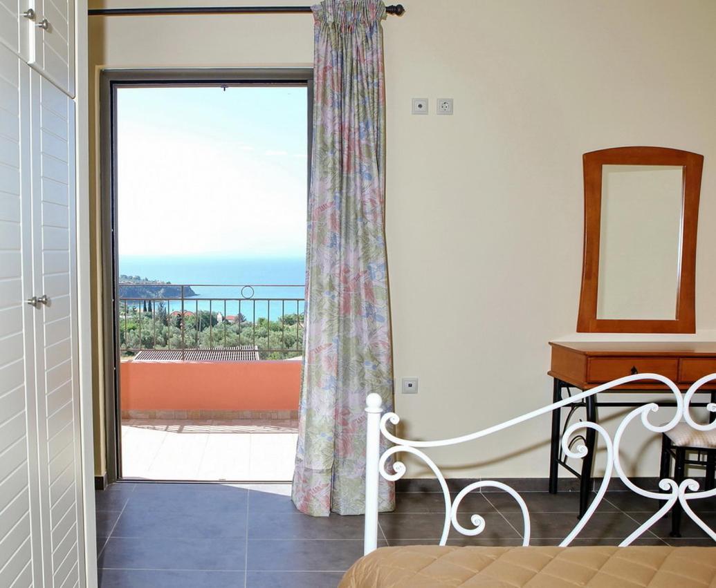 Provenzo And Meliti Villas 로우드하타 외부 사진